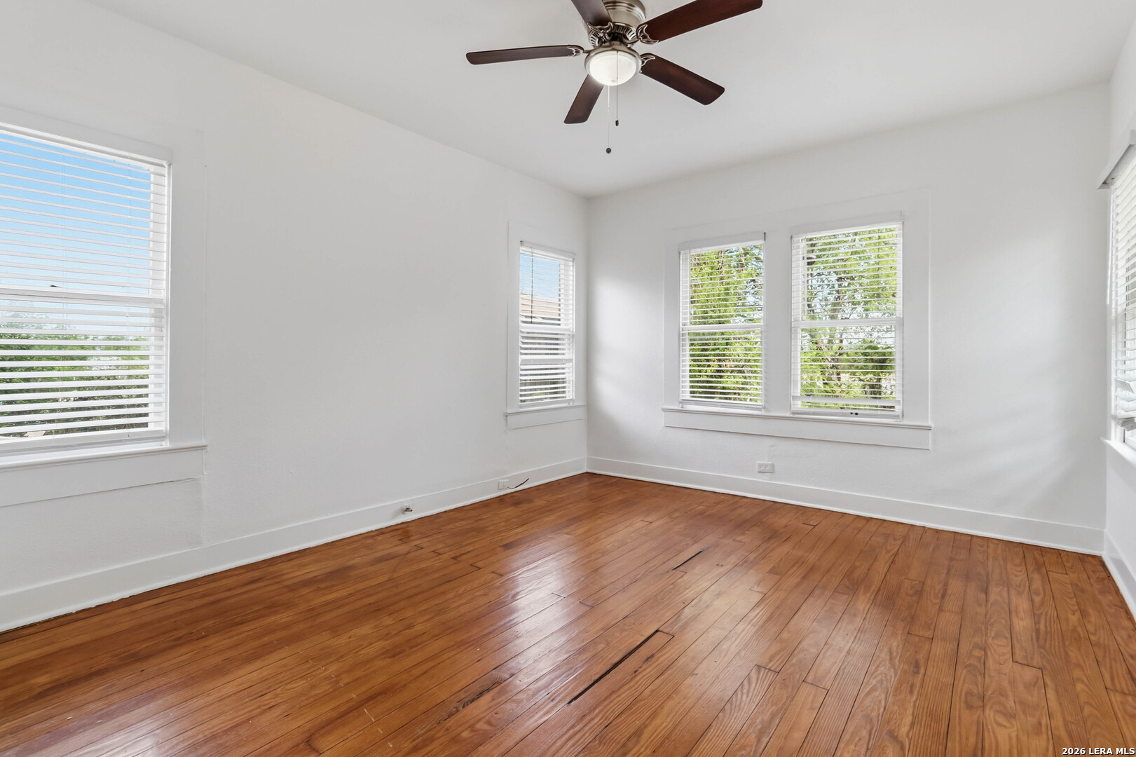 527 E Drexel Avenue San Antonio TX 78210