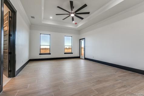 202 Venado Oaks Castroville TX 78009