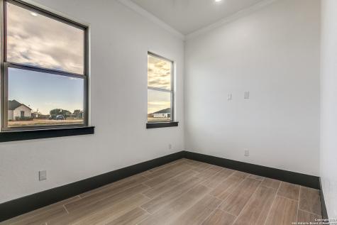 202 Venado Oaks Castroville TX 78009