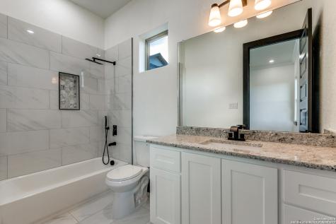 202 Venado Oaks Castroville TX 78009
