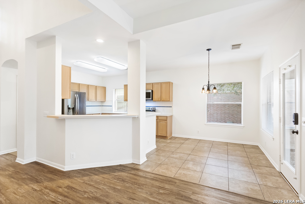 8618 Drayton Heights San Antonio TX 78254