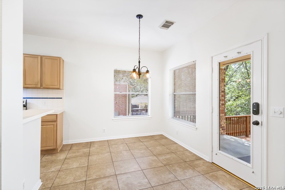8618 Drayton Heights San Antonio TX 78254