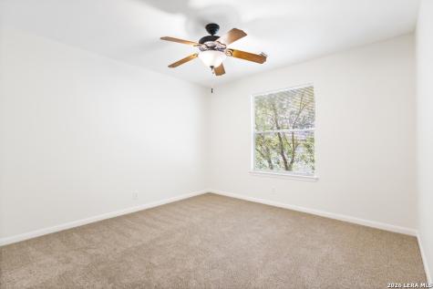 8618 Drayton Heights San Antonio TX 78254