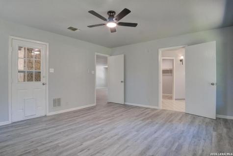 310 Remington Drive Bergheim TX 78004