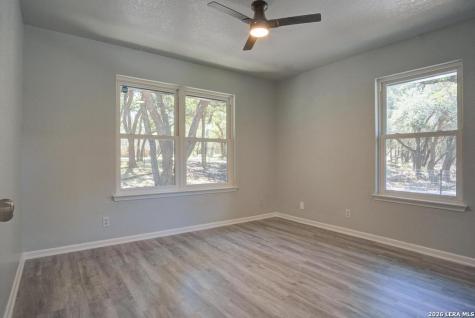 310 Remington Drive Bergheim TX 78004