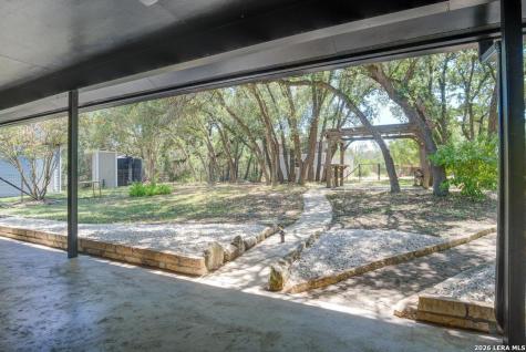 310 Remington Drive Bergheim TX 78004