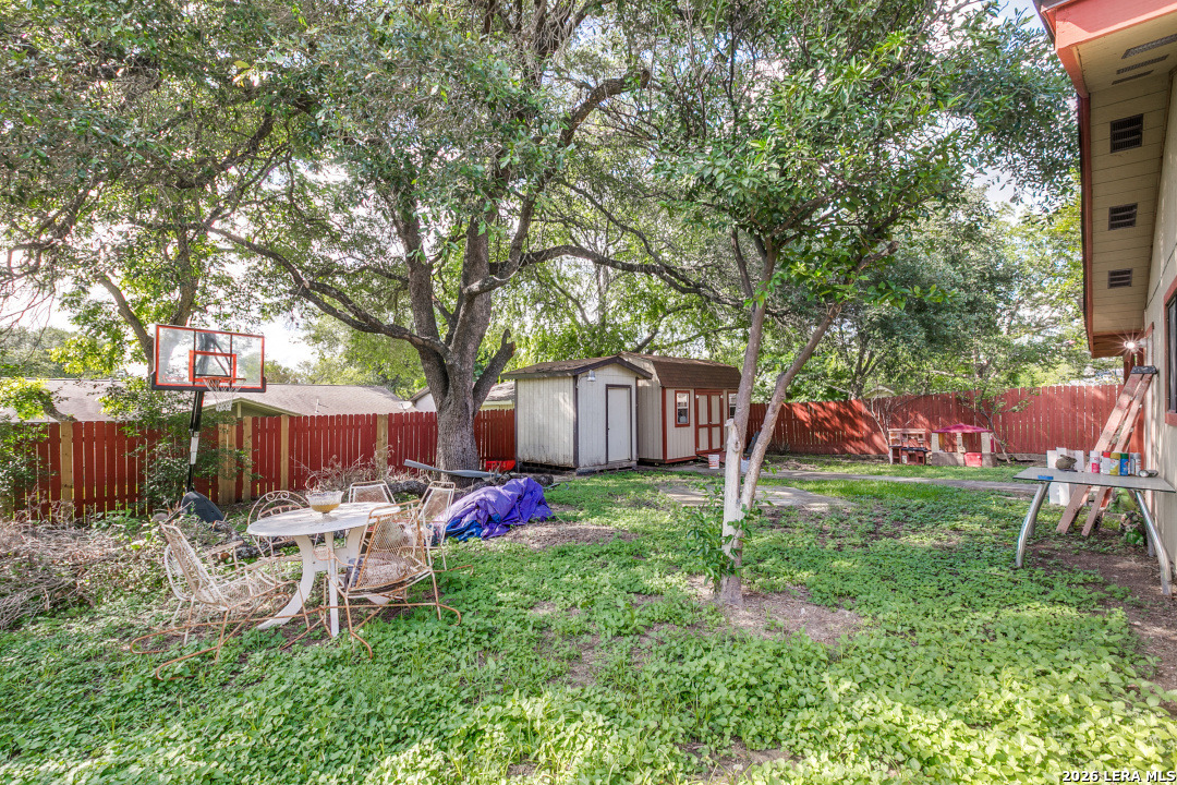 7115 Forest Moss San Antonio TX 78240