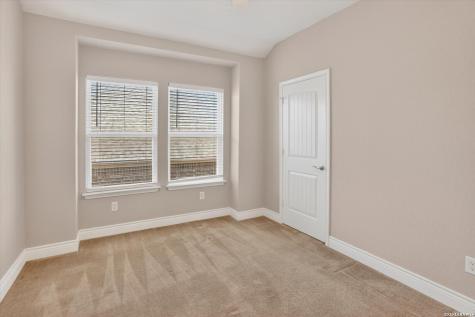 7407 Valle Mission Boerne TX 78015