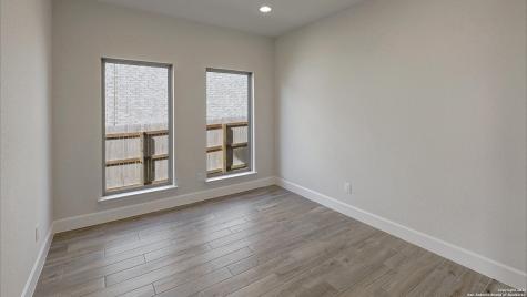 2942 Eagle Rise San Antonio TX 78245