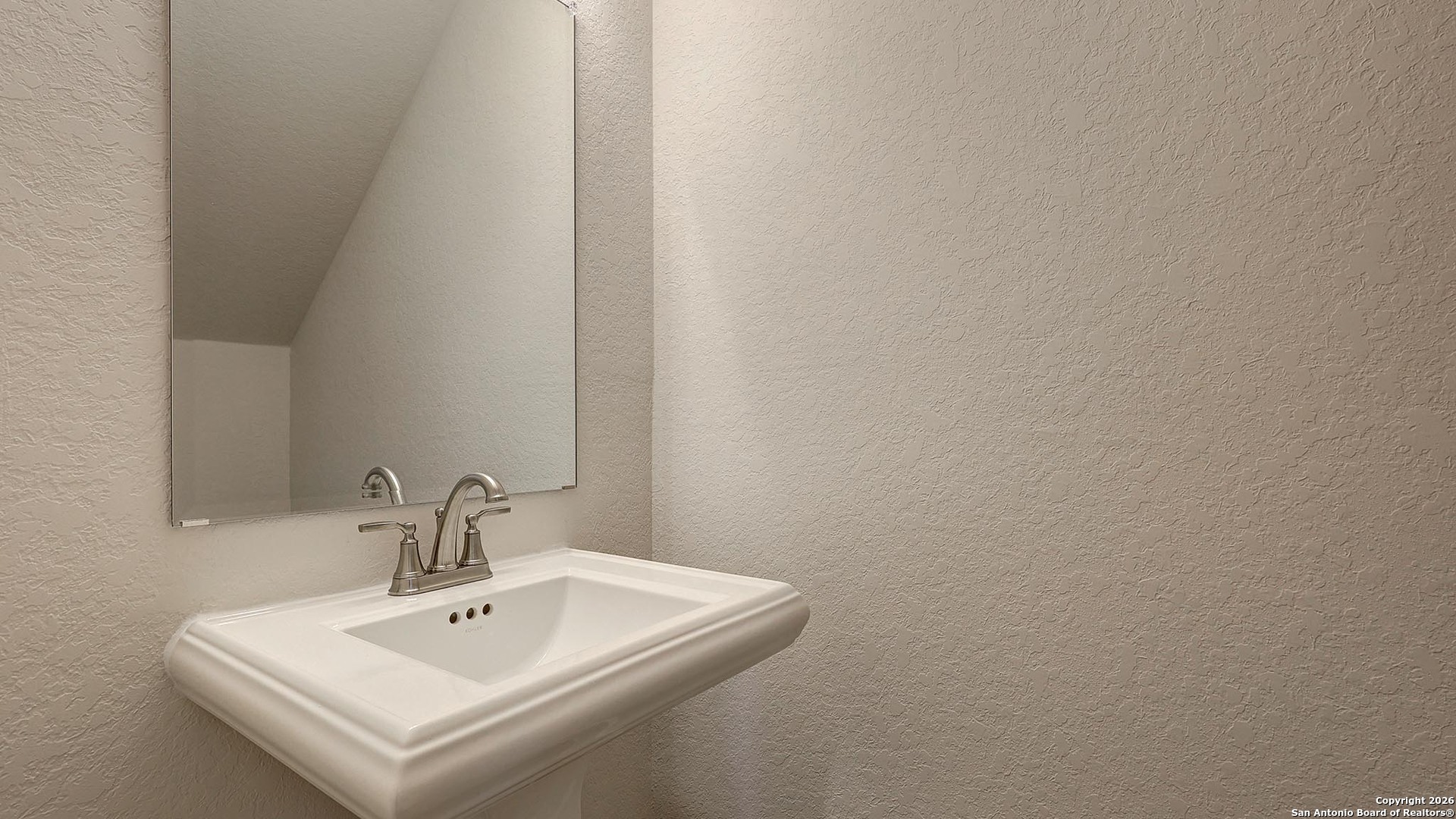 2942 Eagle Rise San Antonio TX 78245