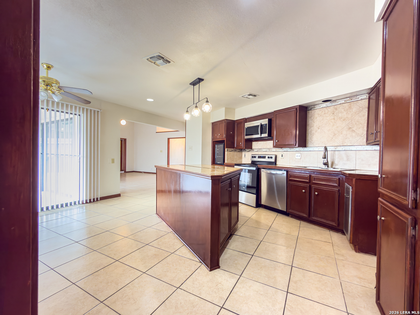 7306 Hidden Hills N San Antonio TX 78244