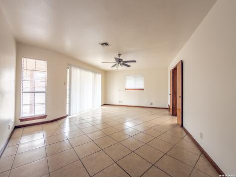 7306 Hidden Hills N San Antonio TX 78244