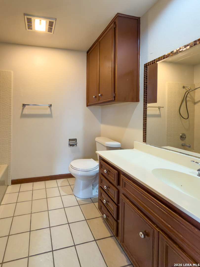 7306 Hidden Hills N San Antonio TX 78244
