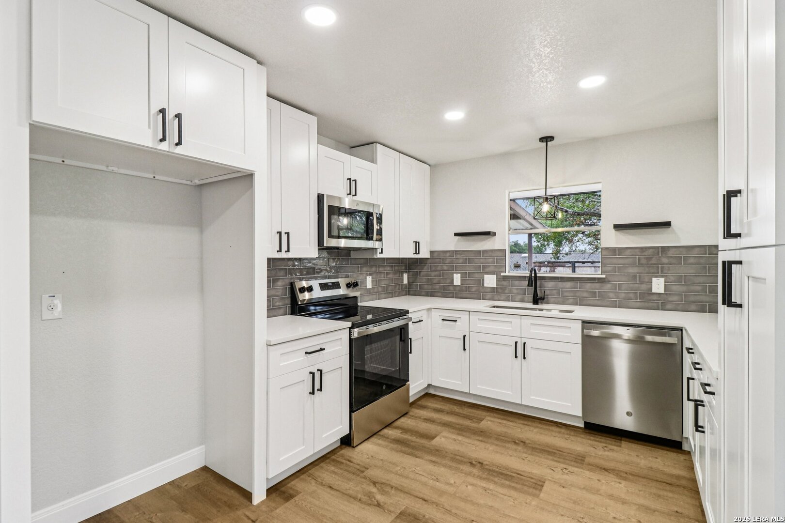 5630 Lon Chaney Drive San Antonio TX 78240