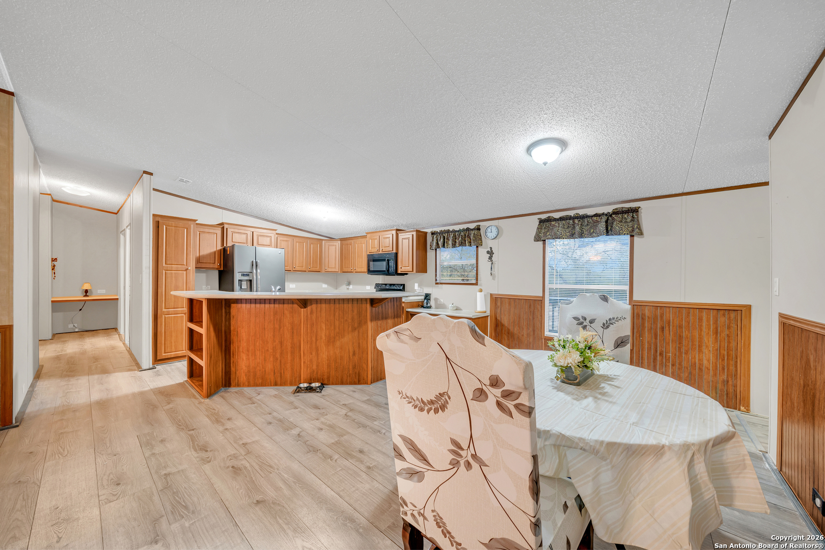 138 County Road 2665 Devine TX 78016