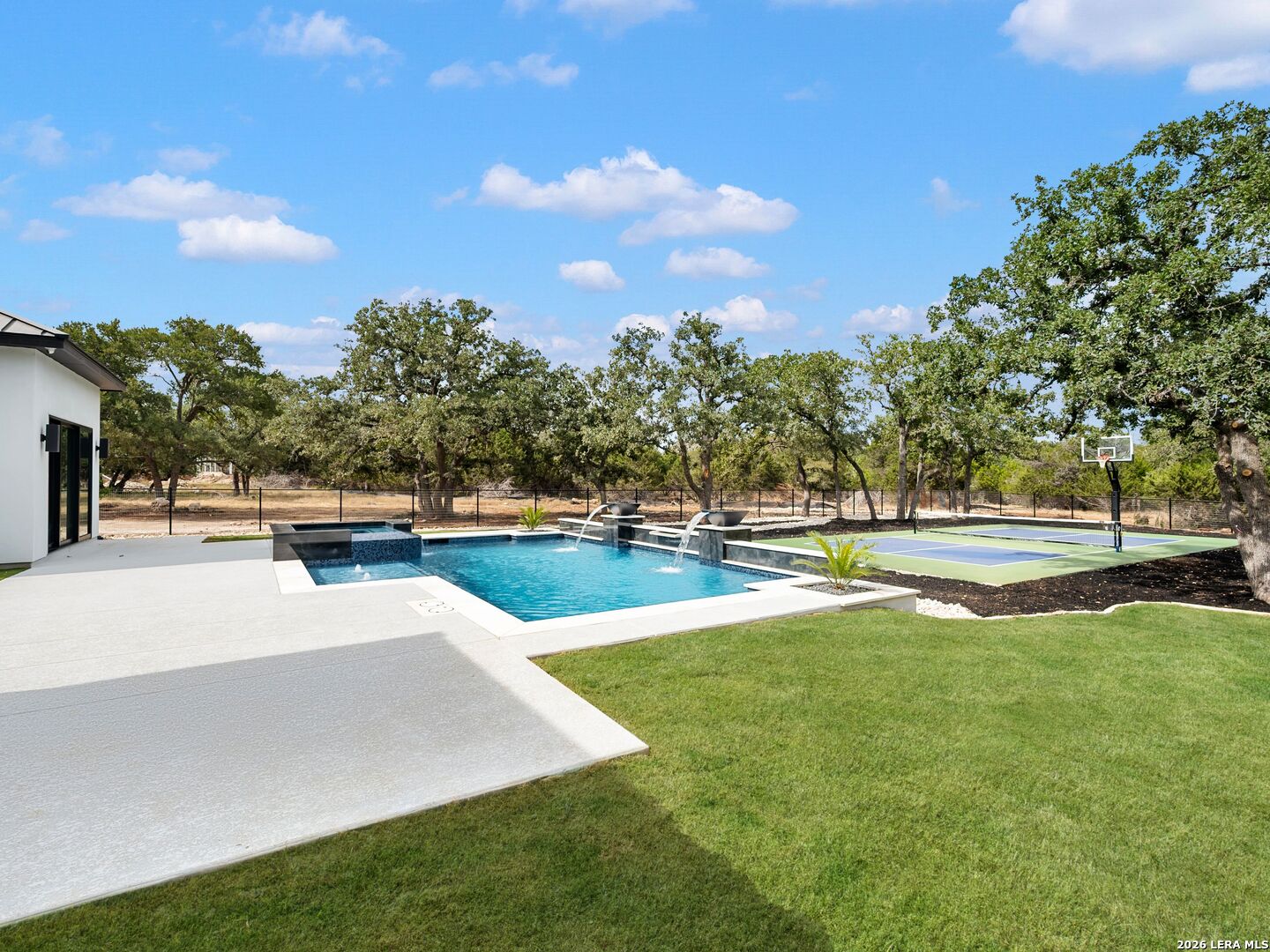59 Ranch Heights Fair Oaks Ranch TX 78015