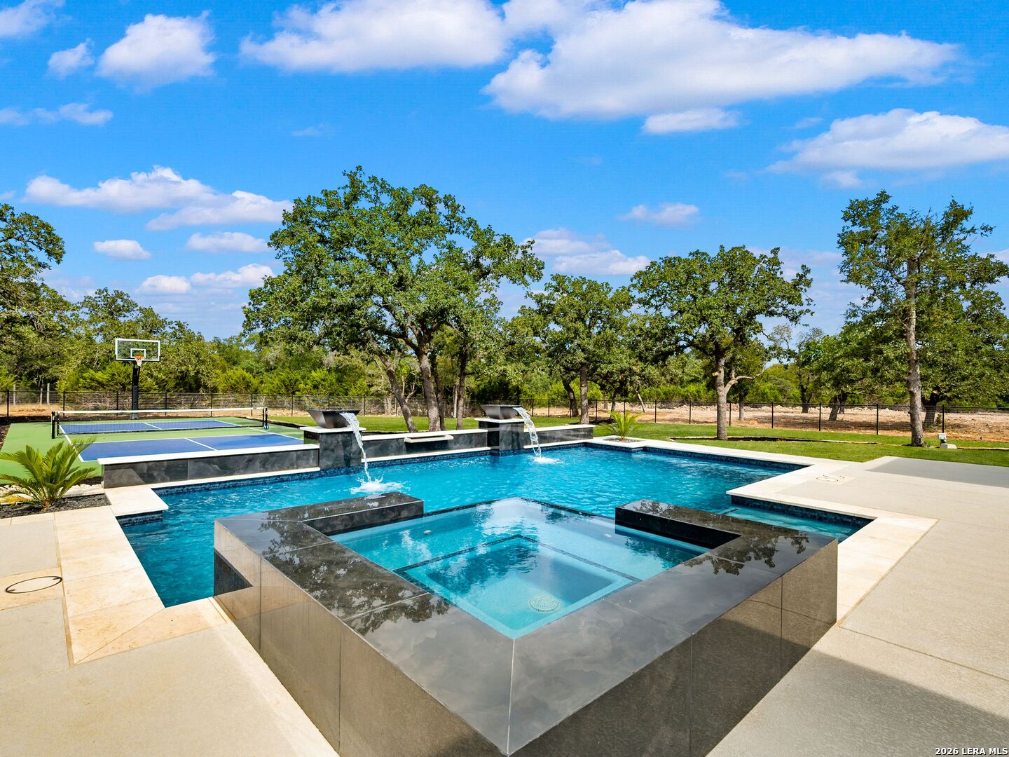 59 Ranch Heights Fair Oaks Ranch TX 78015