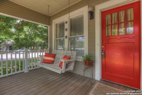 209 S Live Oak Avenue New Braunfels TX 78130