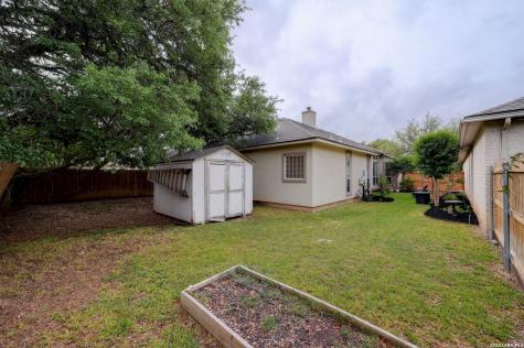 55 Amber Forest Hollywood Park TX 78232