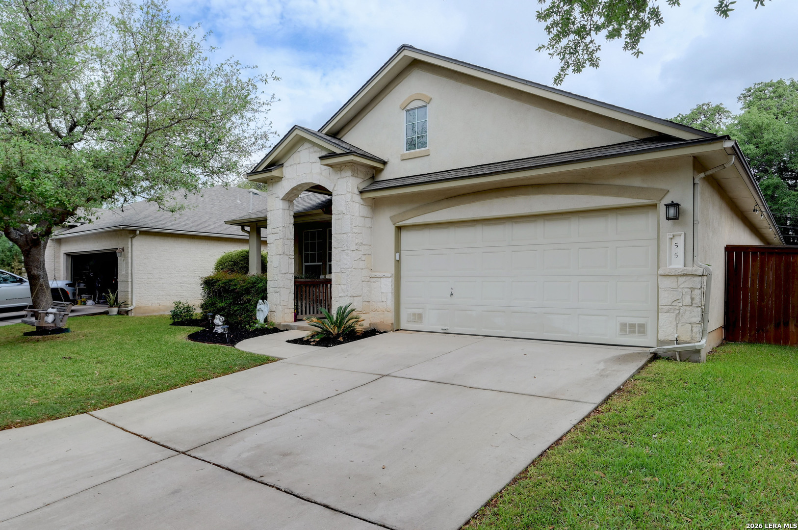 55 Amber Forest Hollywood Park TX 78232
