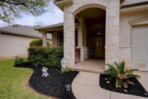 55 Amber Forest Hollywood Park TX 78232