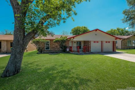 221 Royal Drive Converse TX 78109