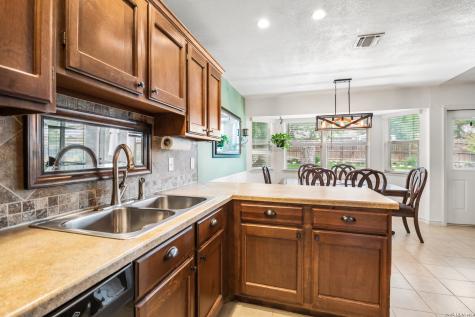 6123 Willowridge Lane San Antonio TX 78249