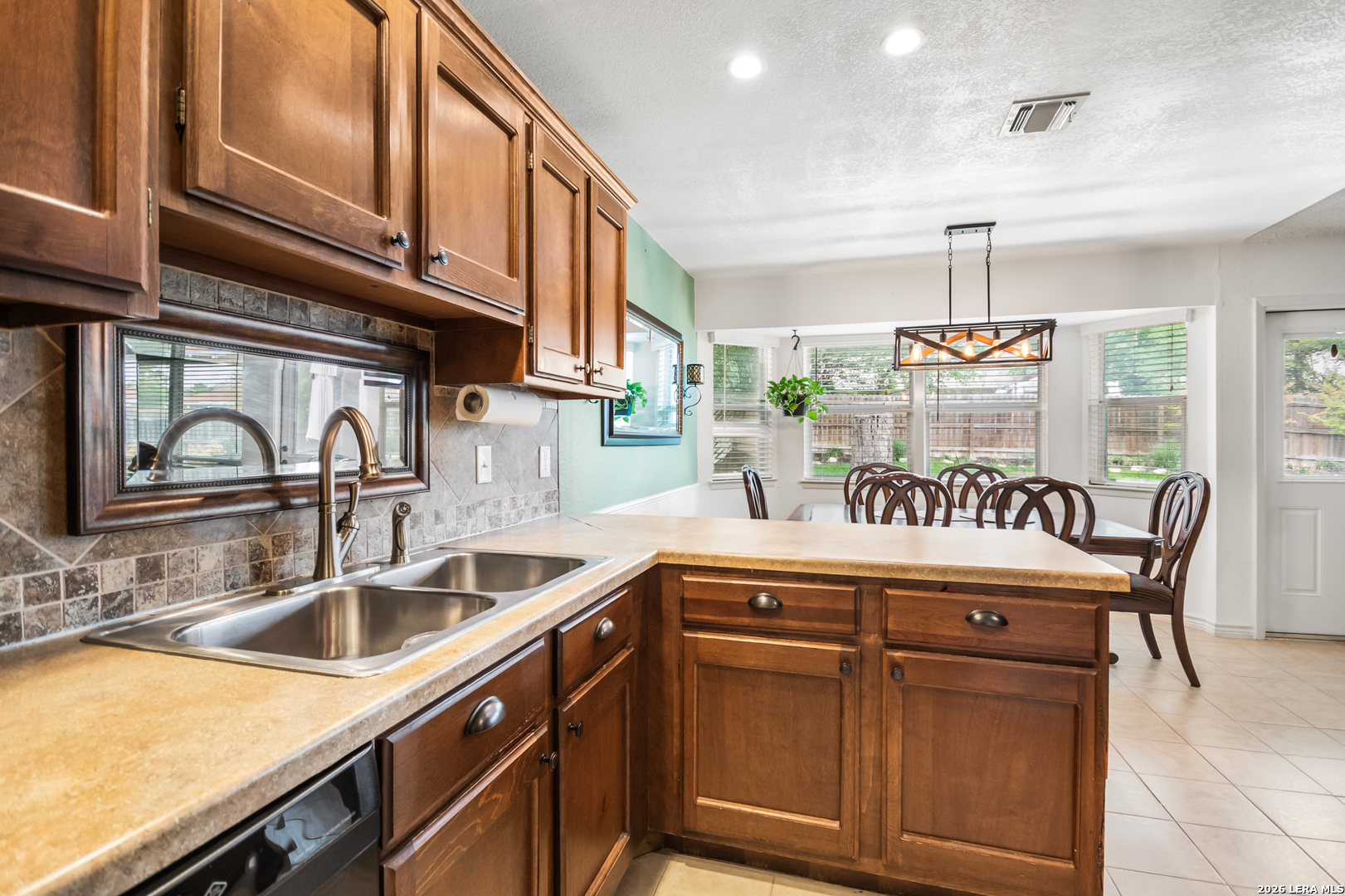 6123 Willowridge Lane San Antonio TX 78249