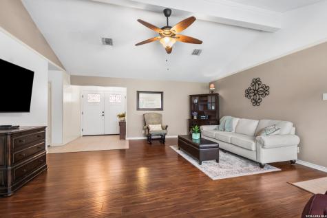 6123 Willowridge Lane San Antonio TX 78249