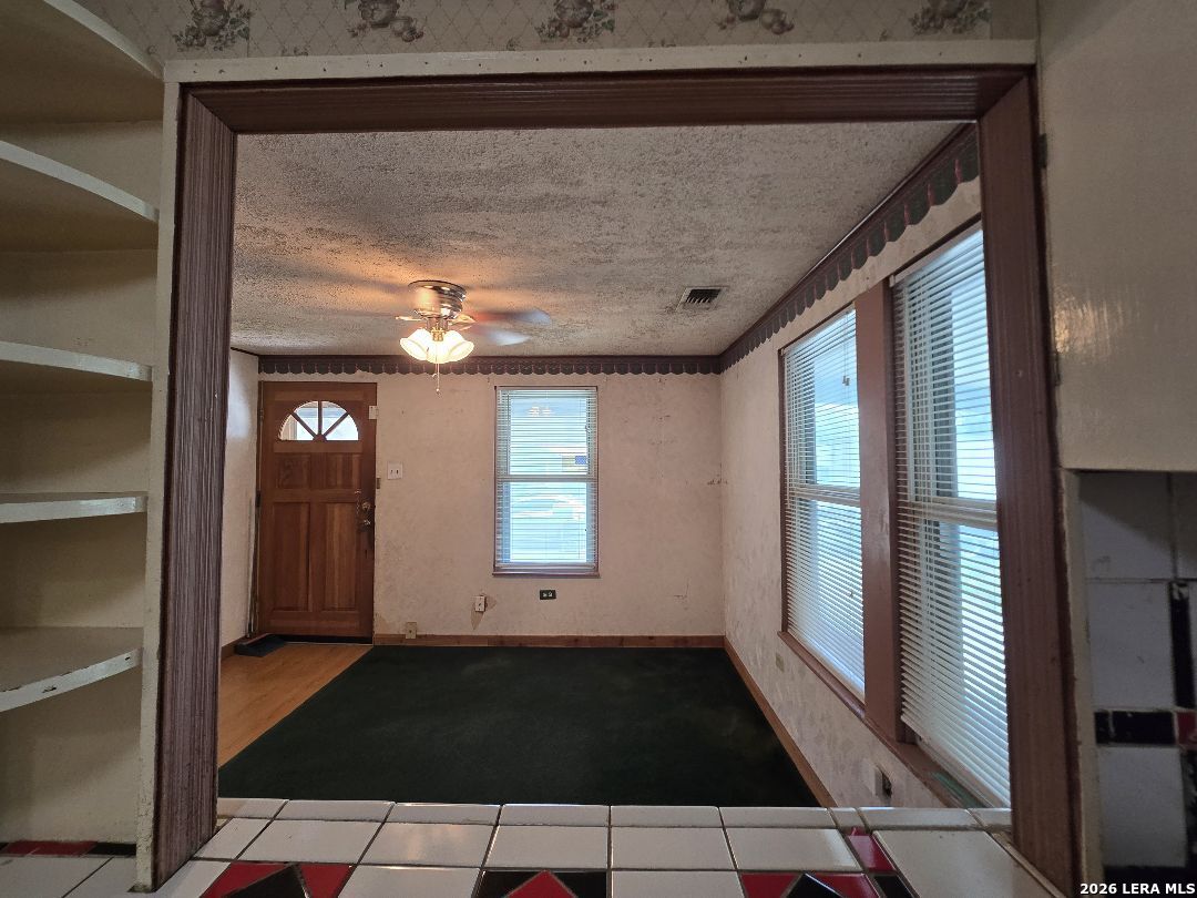 2010 W Hermosa Drive San Antonio TX 78201