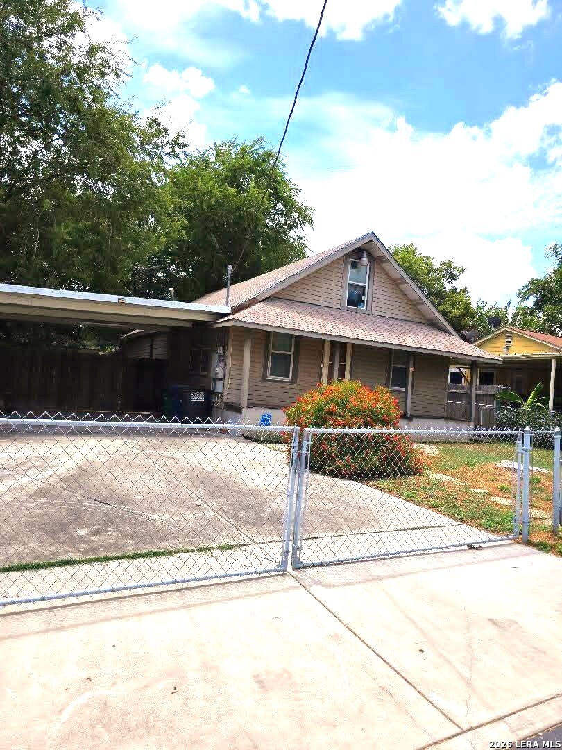 2010 W Hermosa Drive San Antonio TX 78201