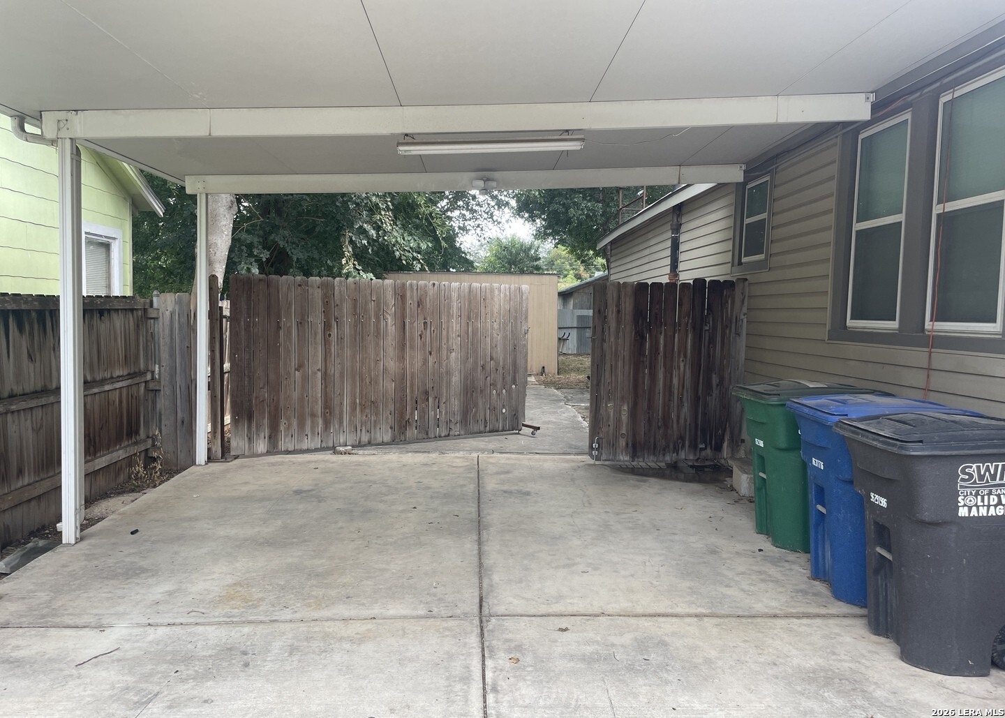 2010 W Hermosa Drive San Antonio TX 78201