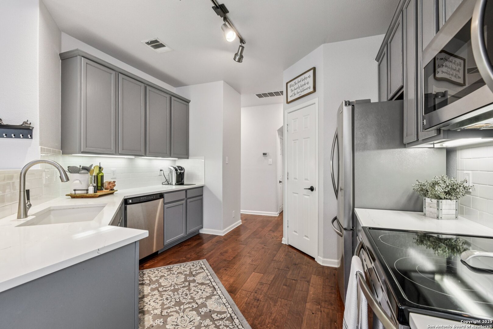 6742 Biscay Bay San Antonio TX 78249