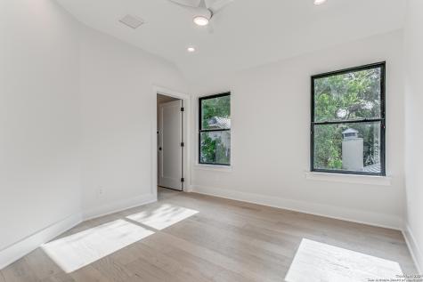 119 Grant Avenue Alamo Heights TX 78209