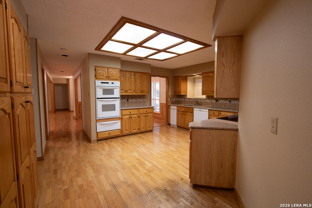 8 Granburg Place San Antonio TX 78218