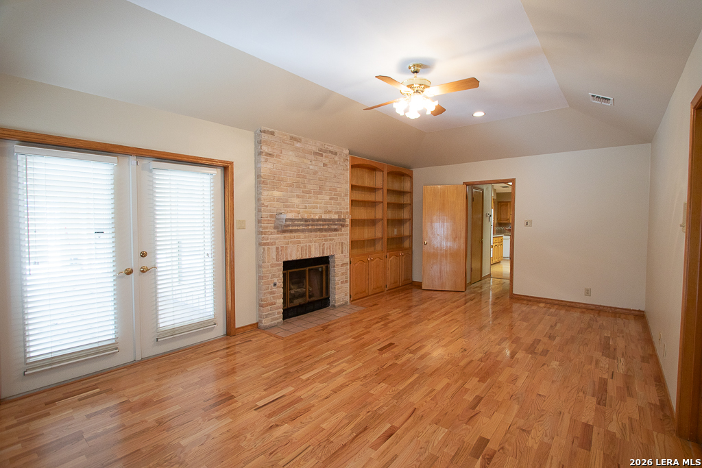 8 Granburg Place San Antonio TX 78218