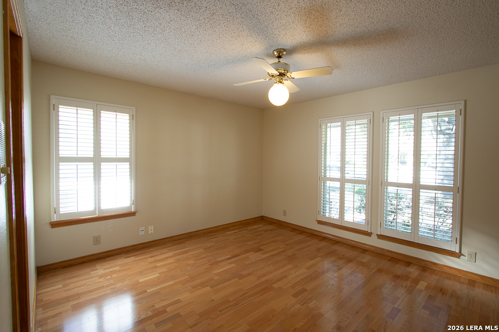 8 Granburg Place San Antonio TX 78218