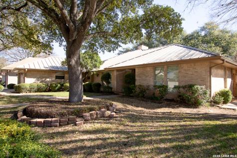 8 Granburg Place San Antonio TX 78218