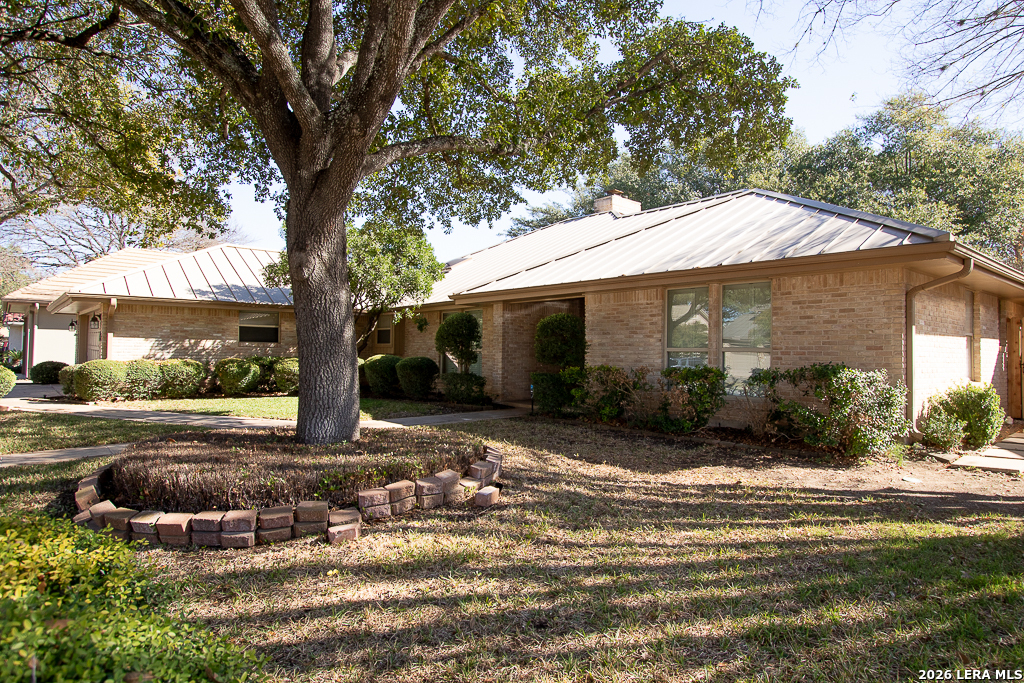 8 Granburg Place San Antonio TX 78218