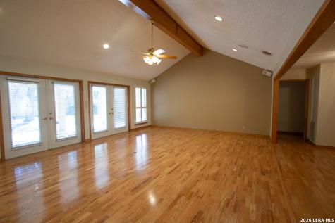 8 Granburg Place San Antonio TX 78218