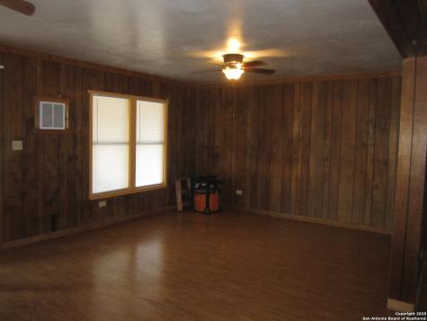 1318 Oakridge Lane Pipe Creek TX 78063
