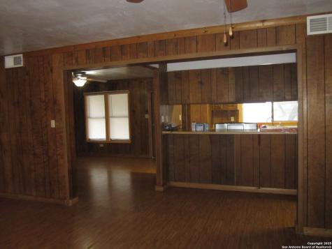 1318 Oakridge Lane Pipe Creek TX 78063