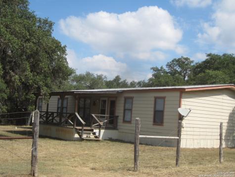 1318 Oakridge Lane Pipe Creek TX 78063