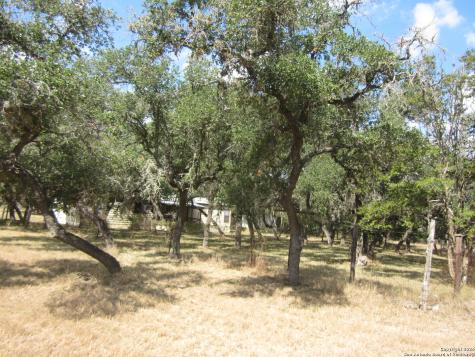 1318 Oakridge Lane Pipe Creek TX 78063