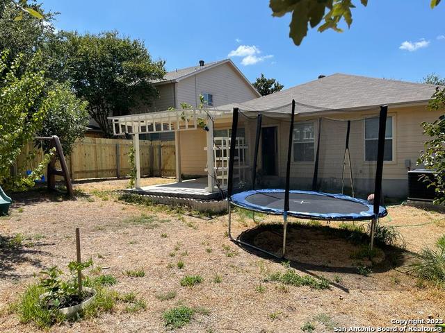 1006 Magnolia Summit San Antonio TX 78251