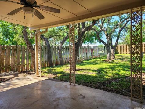 1117 Lake Drive Kerrville TX 78028