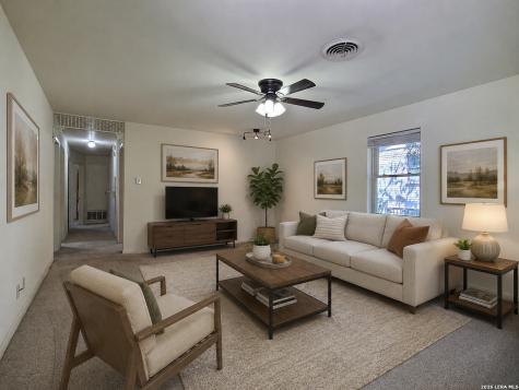 1117 Lake Drive Kerrville TX 78028