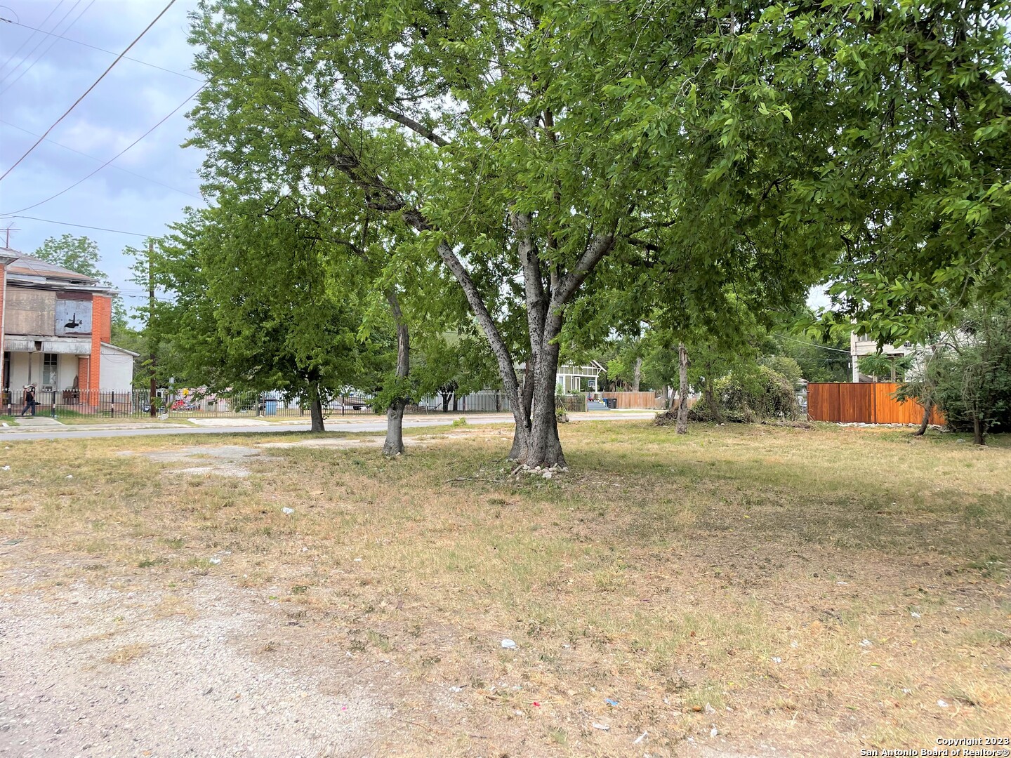 902 S Mittman Street San Antonio TX 78210