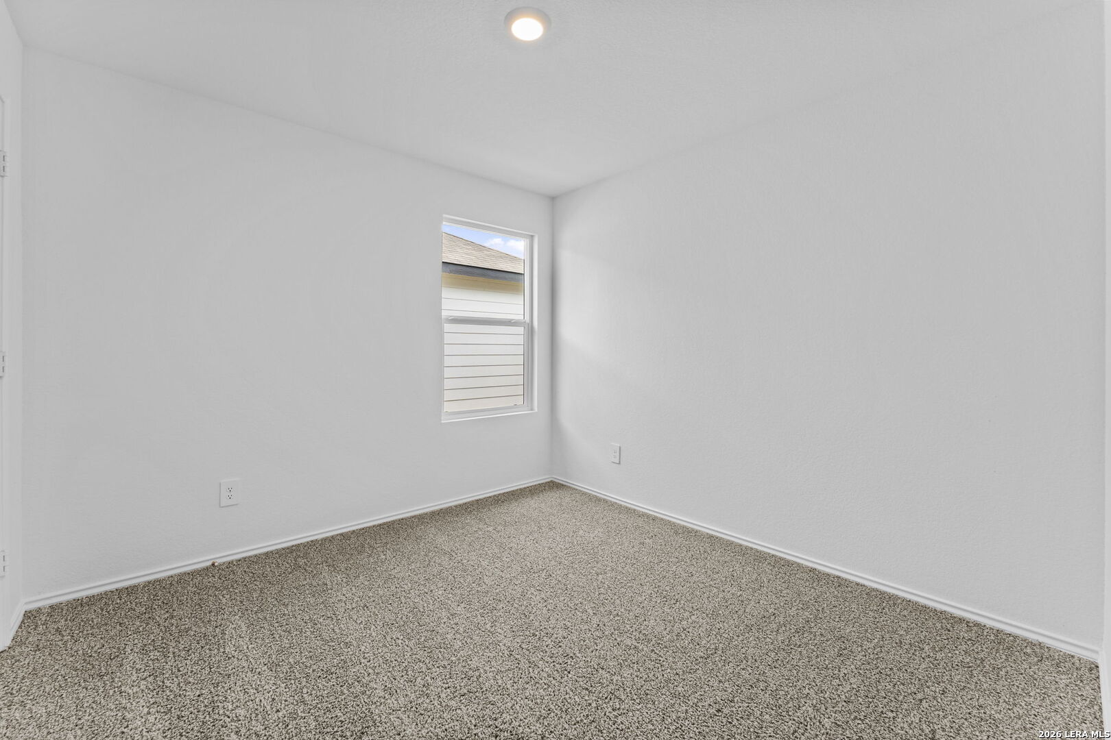 12524 Spoor Valley Converse TX 78109