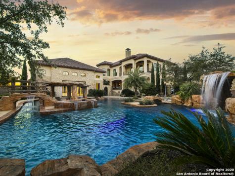 8 Villers St Paul San Antonio TX 78257